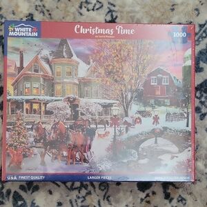White Mountain Festive Winter Scene Puzzle